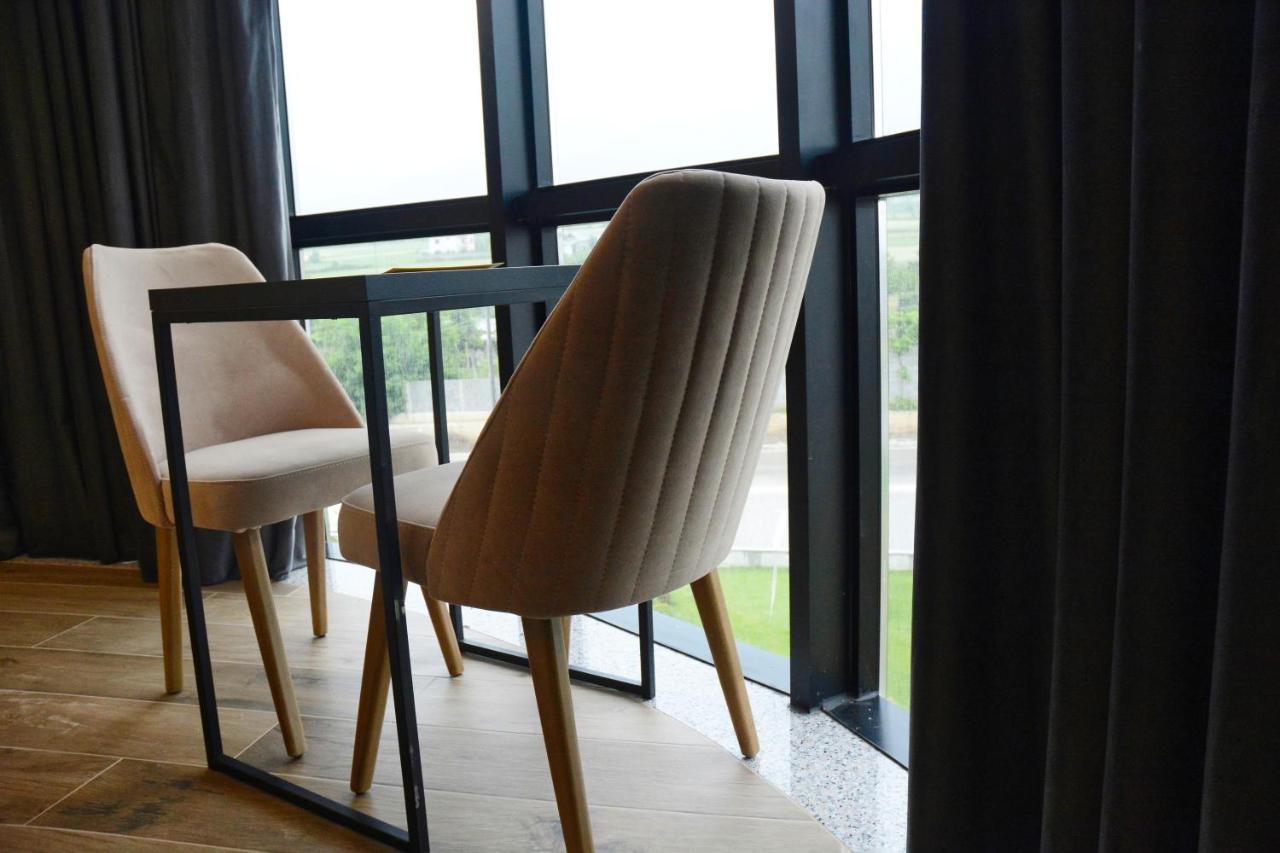 Hotel Braxton Shupenze Екстериор снимка